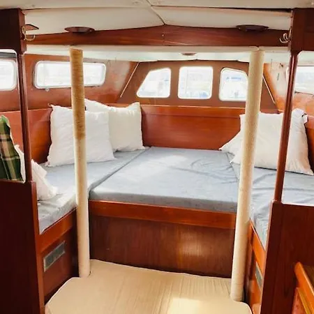 Botel Chino Tawn